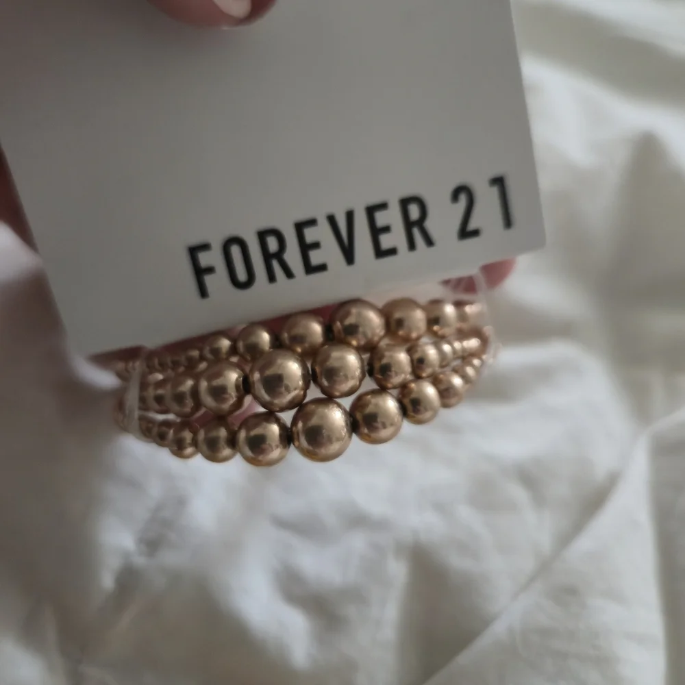 Forever 21 Gold Beaded Bracelet